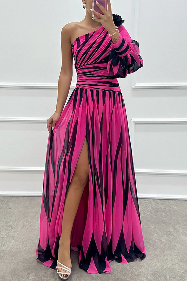 Bailey™- Elegant Striped One Shoulder Maxi Dress