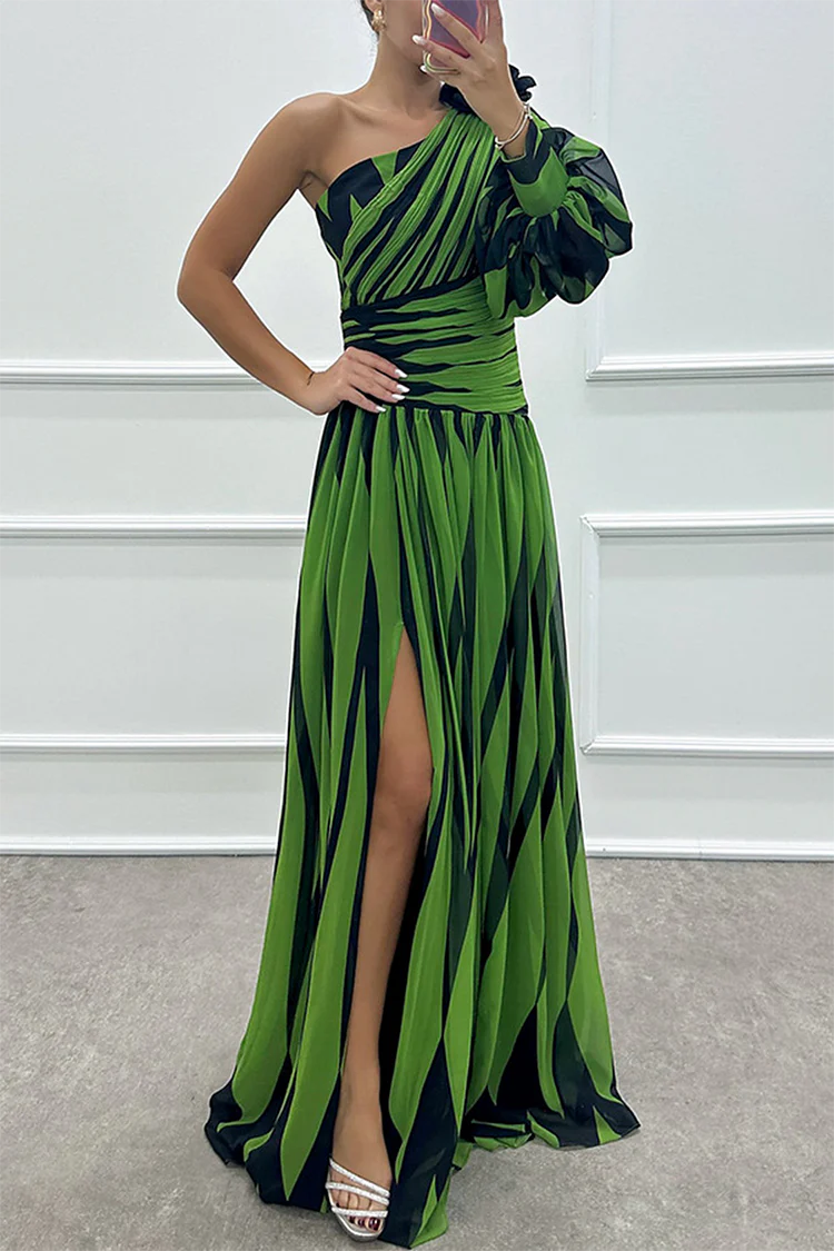 Bailey™- Elegant Striped One Shoulder Maxi Dress